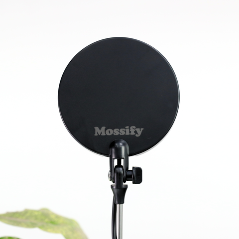 Adjustable LED Plant Light: Black