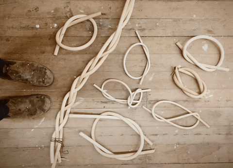 Small Knots: Natural / Double Knot ~12-14" / Standing with Base