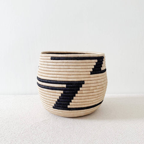 Honey Pot Basket: Muyira L