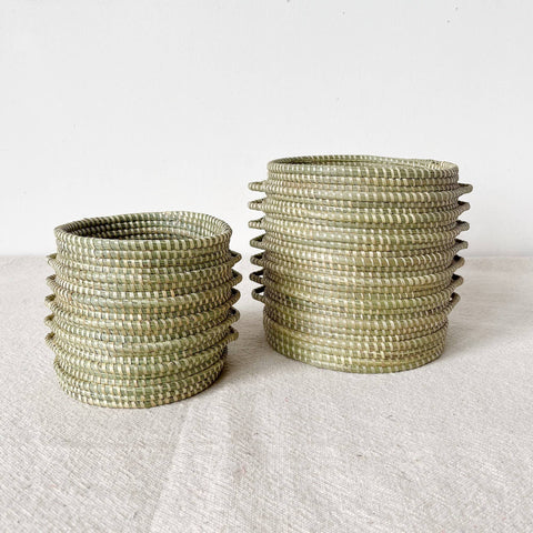 Sweetgrass Plant Basket: Kupanua: Medium