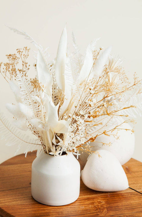 White & Tan Dried Flower Mini Bouquet