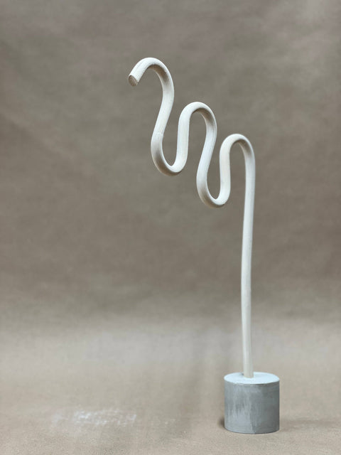 Small Knots: Natural / Double Knot ~12-14" / Standing with Base
