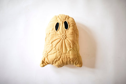 Quilt Ghost Pillows : Colorful