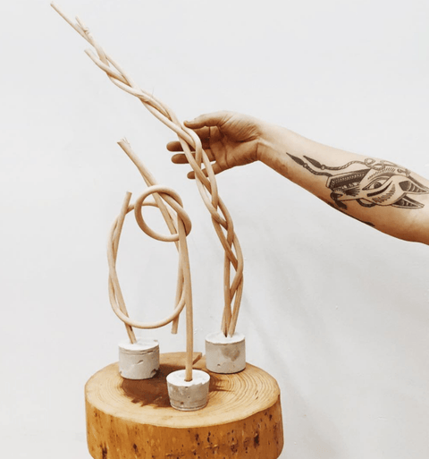 Small Knots: Natural / Double Knot ~12-14" / Standing with Base
