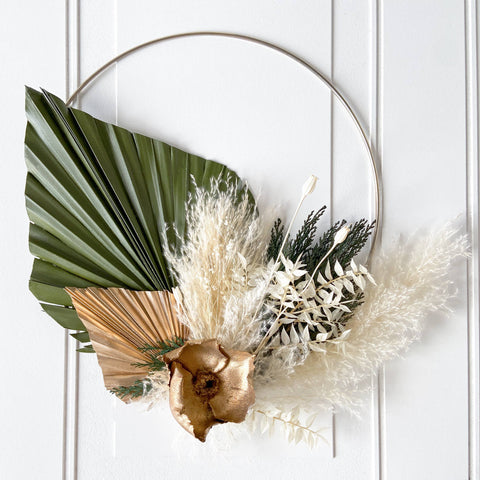 Green & Gold Dried Flower Wreath: 10